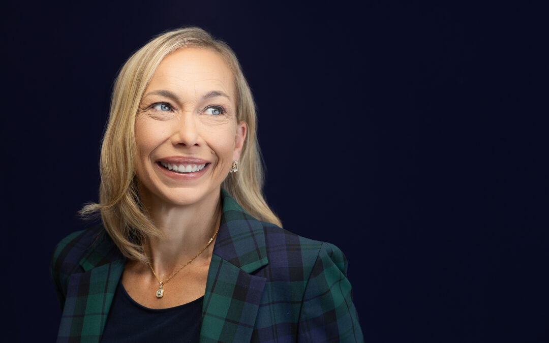10 Questions to Ask a Headshot Photographer